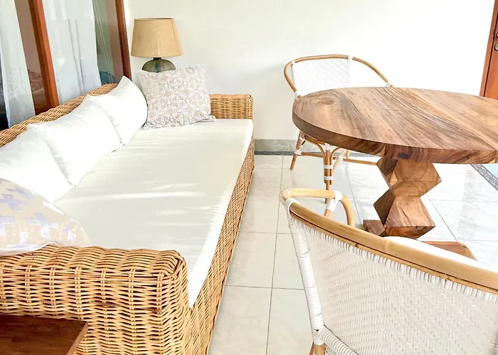 Hummingbird Villa *