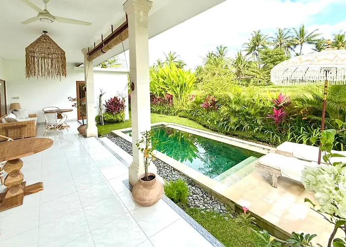 Hummingbird Villa *